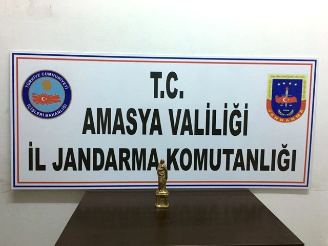Önceden Gömdükleri Meryem Ana Heykelciğini Gerçek Diye Yutturmaya Çalıştılar