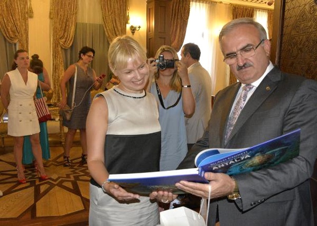 Antalya'ya 750 Bin Ukraynalı Turist Bekleniyor