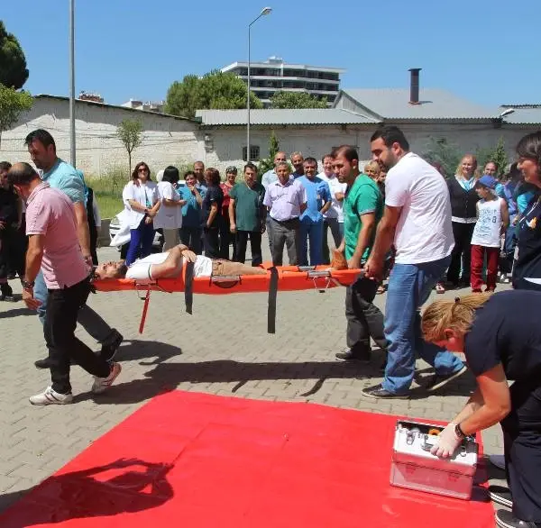 Senaryoydu Gerçek Oldu: Tatbikat Sırasında Deprem Meydana Geldi