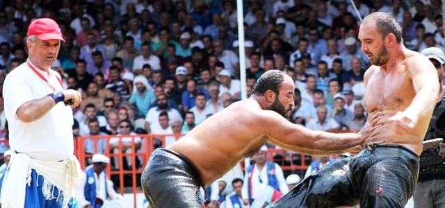 2015 Başpehlivanı Orhan Okulu, Günde 1-2 Kilo Kuzu Çevirme Yiyerek Güreşe Hazırlanıyor
