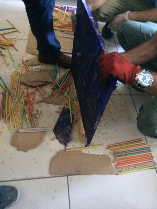 Koşu Bantlarına Yerleştirilmiş 40 Bin Adet Uyuşturucu Hap Ele Geçirildi