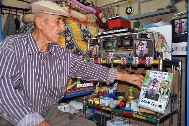 50 Yıllık Eşi Tarafından Terk Edilen Batmanlı, 12 Yıldır Karısının Yolunu Gözlüyor