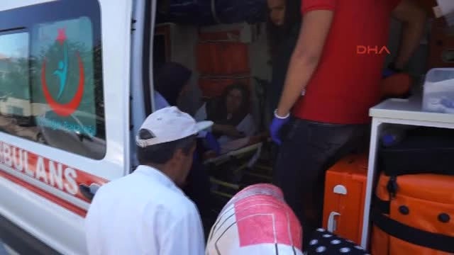 Elektrik Kontağından Yangın Çıktı! Evini Yanarken Gören Kadın Fenalık Geçirdi