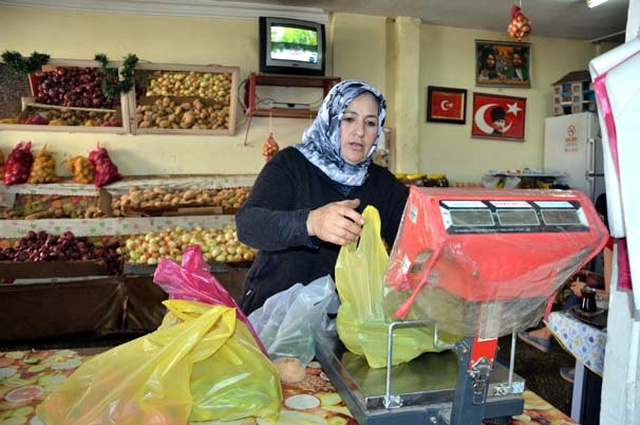 Komşusundan Duyup Mikrokredi Kullandı, Hem Eşinin Hem de İşinin Patronu Oldu