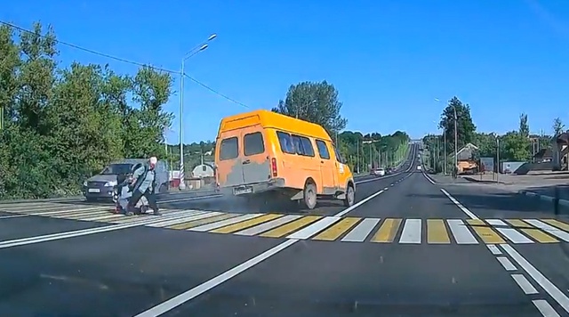 Yolun Karşısına Geçmeye Çalışan Kadını Ölüm Teğet Geçti! İşte O Görüntüler