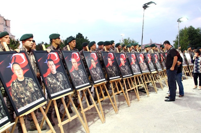 51 Şehit Verdiğimiz Gölbaşı'ndaki Anmadan Yürek Yakan Kare