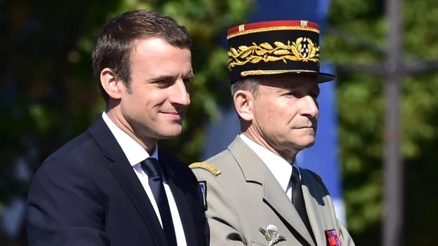 Cumhurbaşkanı Macron'a Dayanamayan Fransa Genelkurmay Başkanı İstifa Etti