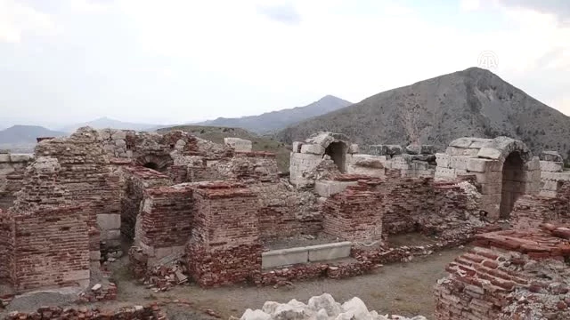 Burdur'un Sagalassos Antik Kenti'ne Turistler Yoğun İlgi Gösteriyor