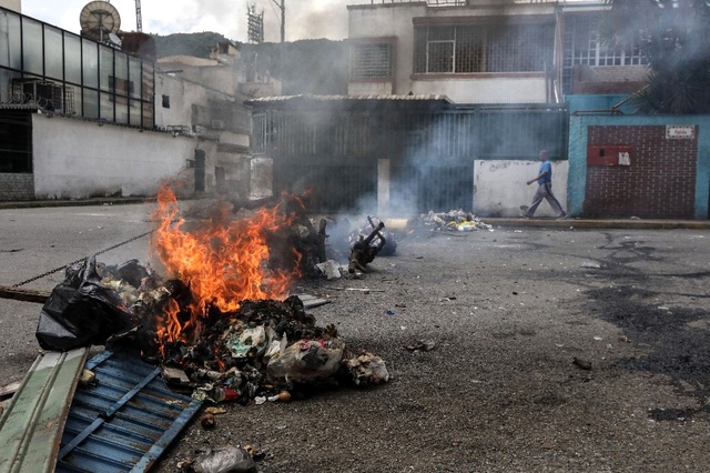 Ülkenin Yüzde 85'i Ayaklandı! Venezuela Yanıyor, Başkan Maduro Görmüyor