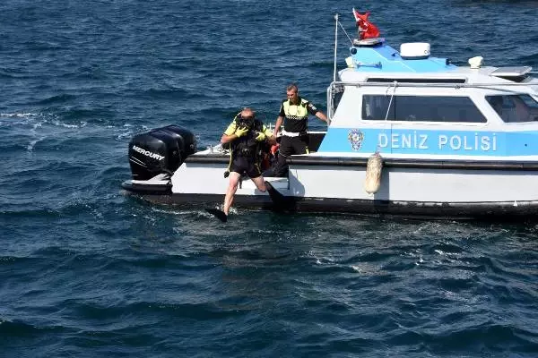 İskeleden Denize Düştü, Herkesin Gözü Önünde Çırpınarak Can Verdi