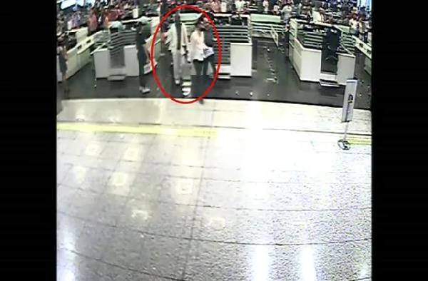 55 Kapsüle Dolduldurulmuş 1 Kilogram Kokain Yuttu, Havalimanında Yakalandı