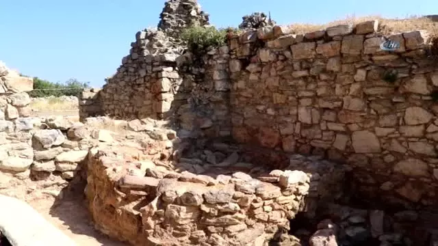 Antalya'da Marka Tarihine Işık Tutacak 2 Bin Yıl Öncesine Ait Çömlekler Bulundu