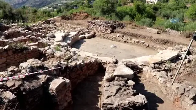 Antalya'da Marka Tarihine Işık Tutacak 2 Bin Yıl Öncesine Ait Çömlekler Bulundu