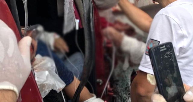 Kum Yüklü Kamyon, Otomobil İle Çarpıştı: 3 Ölü, 3 Yaralı