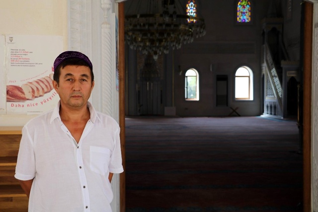 Aynı Camiyi 5 Gün Arayla 2 Kez Soyan Hırsıza Müezzinden İş Vaadi