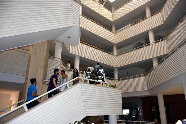 Katarlı Şeyh Al Thani Davayı Kazandı, Marmaris'teki Otelin Müşterileri Tahliye Edildi