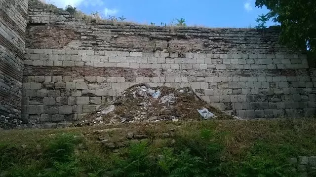 İstanbul'un Tarihi Varlığı Evsizlere Emanet!