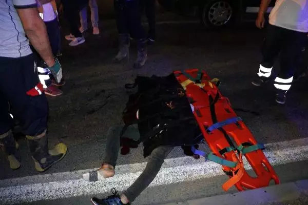 Zonguldak'ta Kaza Yapan Otomobilden Fırlayan Genç Öldü