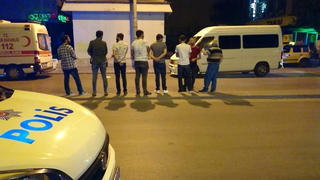 Direksiyon Başında Sızan Alkollü Sürücü Polisi Çileden Çıkardı