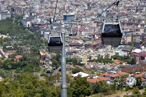 Maliyeti 9 Milyon Euro Olan Alanya Teleferiğinin Yapımı Tamamlandı