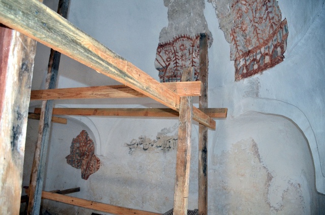 İsa Sofu Hazretleri'nin Türbesinde, 1200'lü Yıllara Ait Yazı ve Desenler Ortaya Çıktı