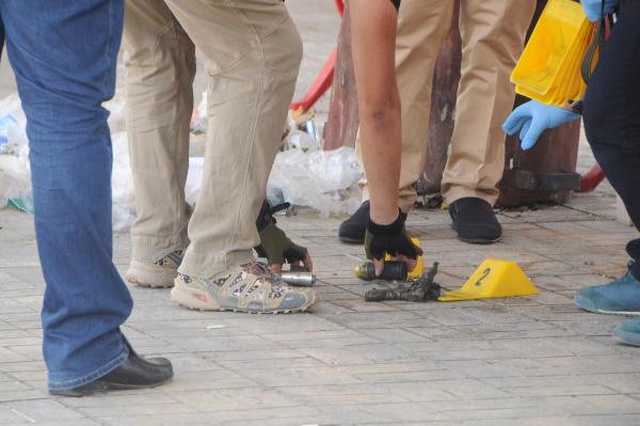 Gaziantep'teki Otogar Çöplüğünden Roketatar ve Bomba Çıktı