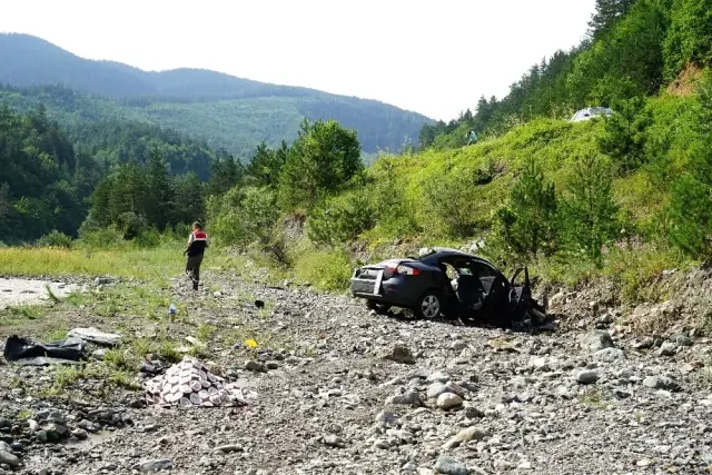 Kastamonu'da Otomobil Çaya Uçtu: 3 Ölü, 3 Yaralı