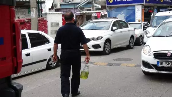 Üst Kattaki Tadilat Sesine Kızan Kadın, Kendi Evini Ateşe Verdi