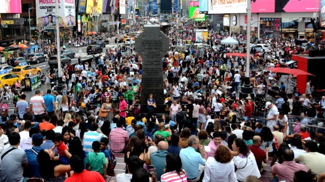 Times Meydanı Her Yıl 40 Bini Aşkın Turist Tarafından Ziyaret Ediliyor