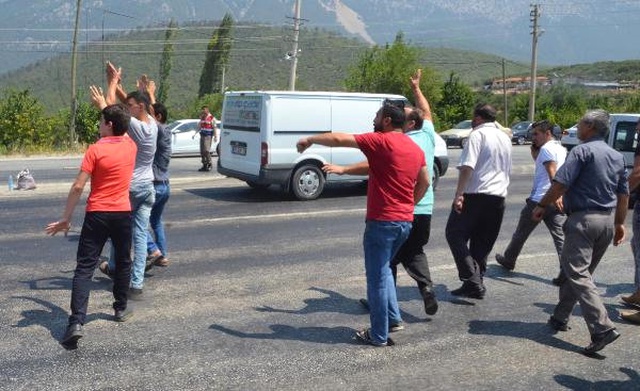 Fatmaana Kazada Öldü, Mahalleli Yolu Kapattı