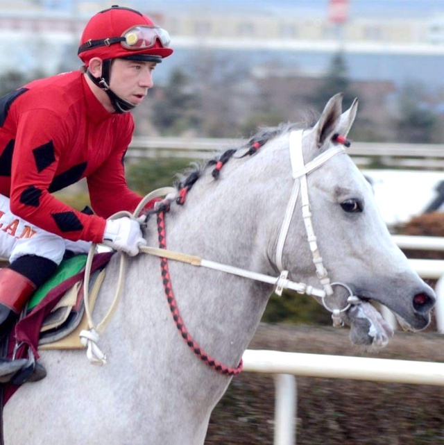 Denizde Kaybolan Ünlü Jokeyin Cansız Bedeni Bulundu