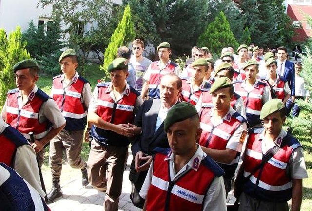Alaattin Çakıcı, 20 Jandarma Eşliğinde Sağlık Kontrolüne Götürüldü