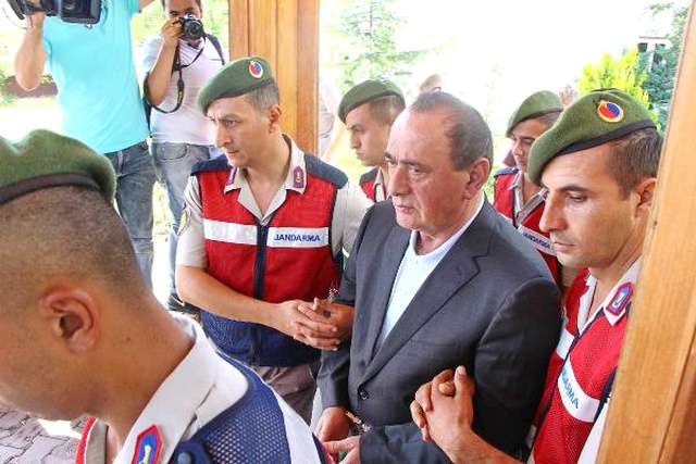 Alaattin Çakıcı, 20 <a class='keyword-sd' href='/jandarma/' title='Jandarma'>Jandarma</a> Eşliğinde Sağlık Kontrolüne Götürüldü