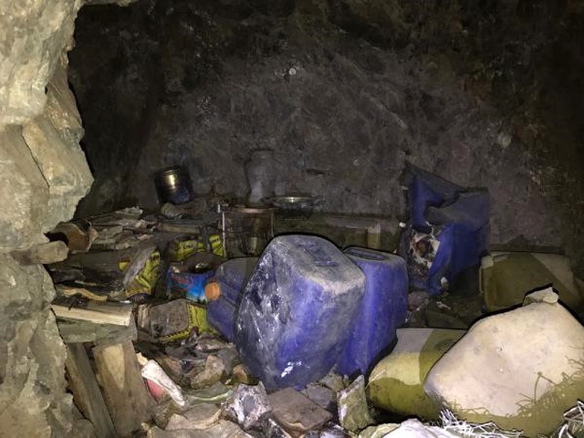 Hakkari'de 3 Teröristin Öldürüldüğü Mağaranın Üzerine Sabitlenmiş Paratoner Bulundu