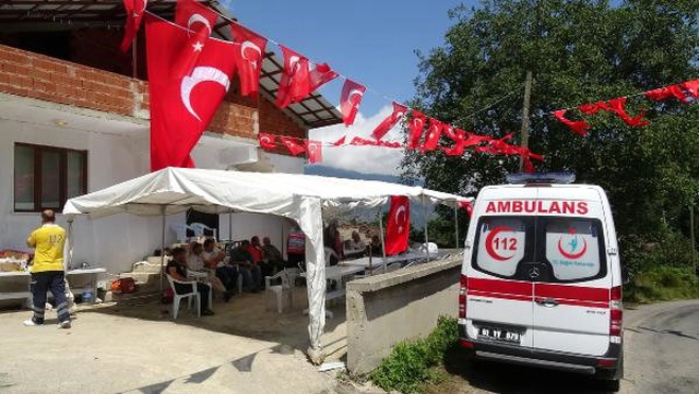 Eren'in Annesinden Yürek Dağlayan Sözler: Oğlum Askerde Şehit Olmak İstiyordu Kapının Önünde Değil