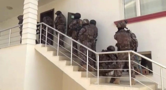 PKK'nın Katliam Planladığı Villadan Polis Üniforması Çıktı! Amaçları Suikastmış