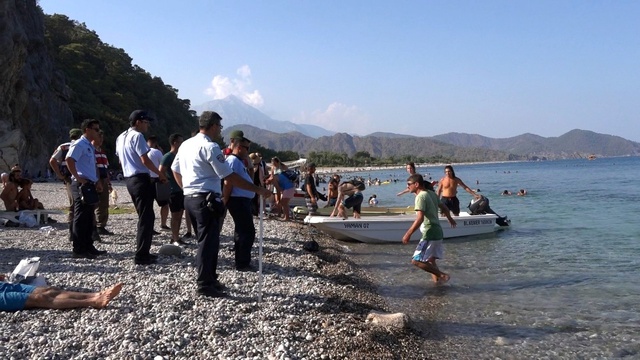 Olimpos'ta Tatilcileri Huzursuz Eden Tekne ve Fiberbotlara Operasyon