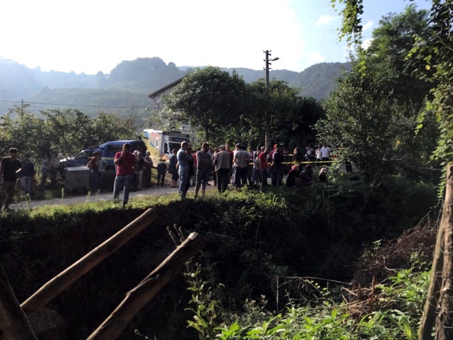 Sakarya'da İşçileri Taşıyan Traktör Devrildi: 7 Ölü, 10 Yaralı