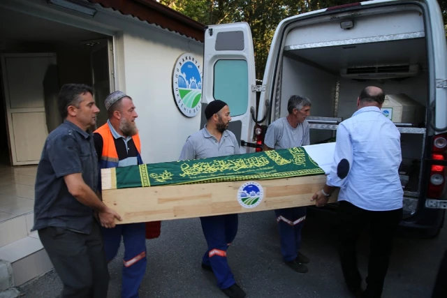 Traktör Kazasında Ölenlerin Cenazeleri Mardin'e Gönderildi