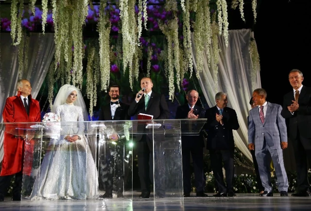 Cumhurbaşkanı Erdoğan Bakan Zeybekci'nin Kızının Nikah Şahidi Oldu