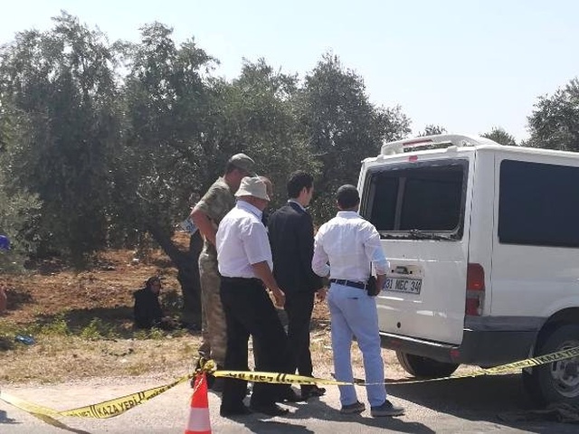 Hatay'da İnsan Kaçakçıları, Jandarmayla Çatıştı: 1 Ölü, 5 Yaralı