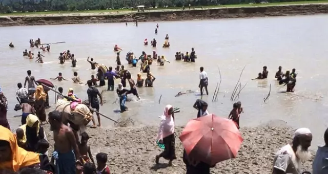 İngiltere Arakan'daki Katliamla İlgili BM Güvenlik Konseyi'ni Acil Toplantıya Çağırdı