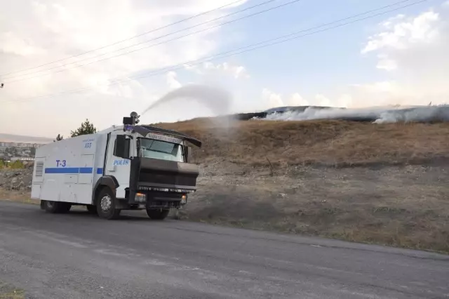 Kars'ta Askeri Bölgedeki Yangında 17 Asker Hastanelik Oldu