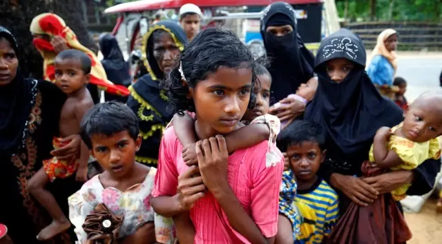 Saldırılardan Kaçarak Bangladeş'e Geçen Arakanlı Müslümanların Sayısı 73 Bine Ulaştı