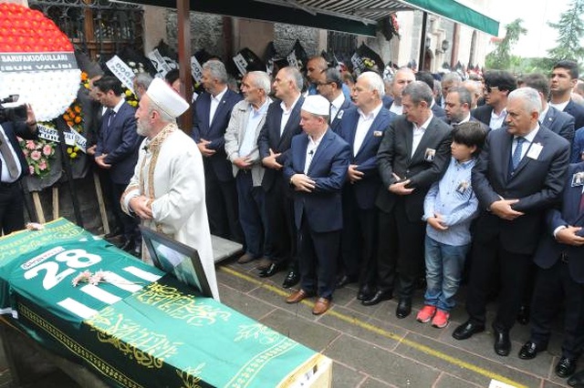 AK Partili Tütüncü, Son Yolculuğuna Uğurlandı! Tabutuna Başbakan Omuz Verdi
