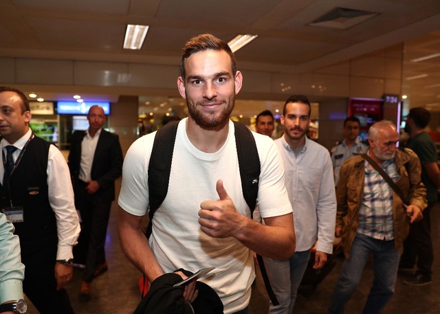 Fenerbahçe'nin Yeni Transferi Janssen, <a class='keyword-sd' href='/istanbul/' title='İstanbul'>İstanbul</a>'a Geldi