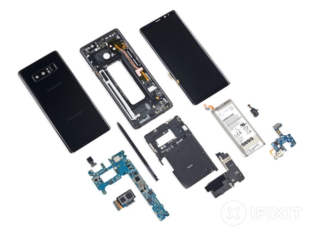 Galaxy Note 8 Parçalarına Ayrıldı!