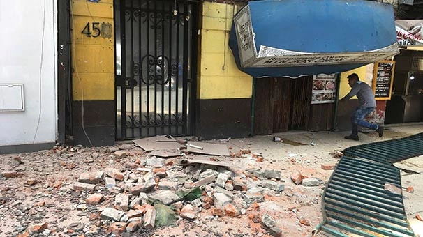 Meksika'daki 7,1'lik Depremde Ölü Sayısı 248'e Yükseldi