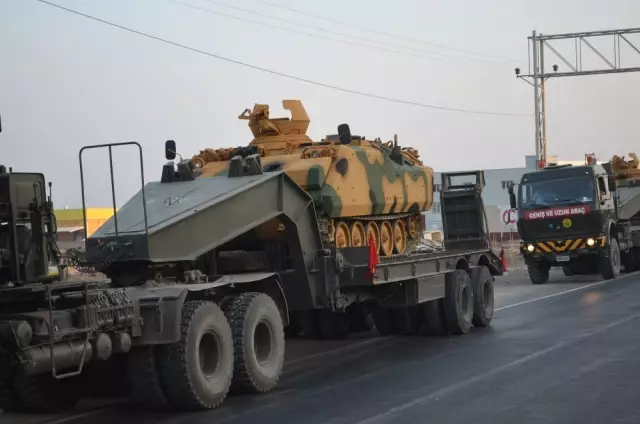 Sınırda Olağanüstü Hareketlilik! Cilvegözü Sınır Kapısı'na 10 Tank Sevk Edildi