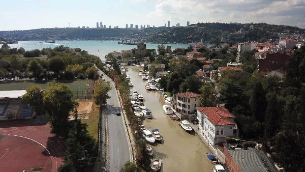 İstanbul Boğazı'ndaki Çamur Görüntüsünün Ardından Deprem Söylentisi Yayıldı